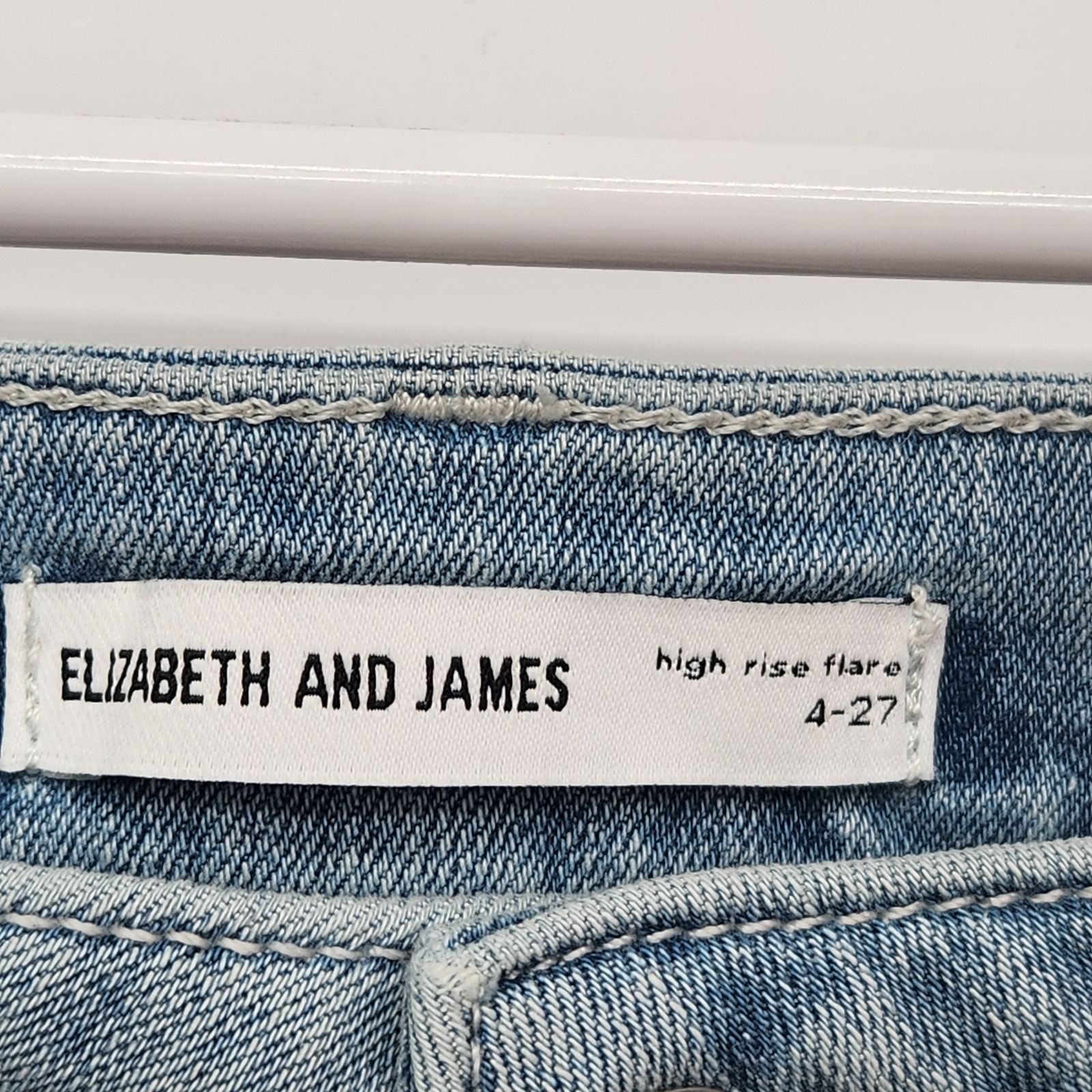 Nwt Elizabeth And James Light-Washed Denim High Rise Flared Jeans Women's 4 — image 2 of 8